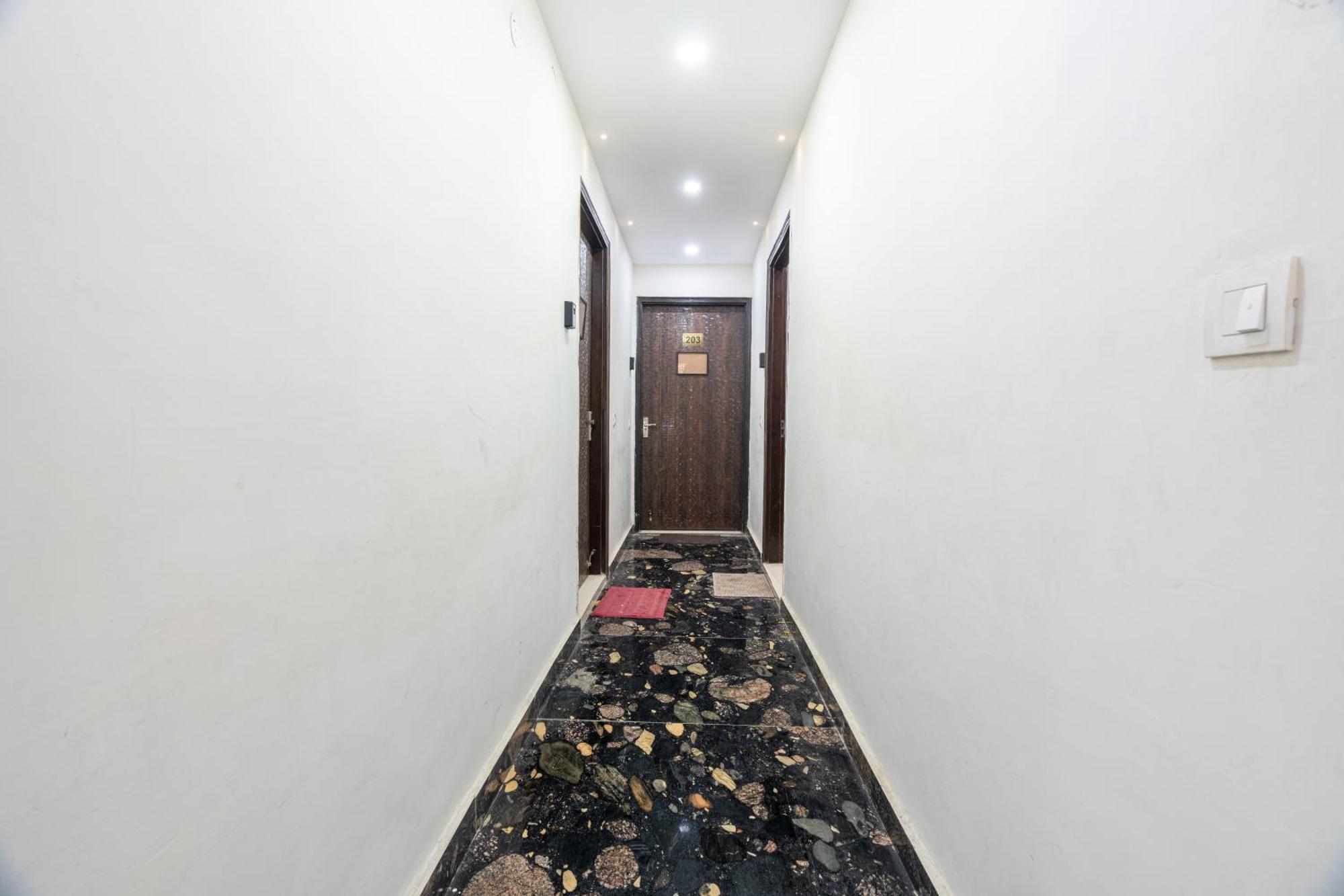 新德里Homlee-Vintage 2Bhk-Ndls-Lift-Bharat Mandapam公寓 外观 照片