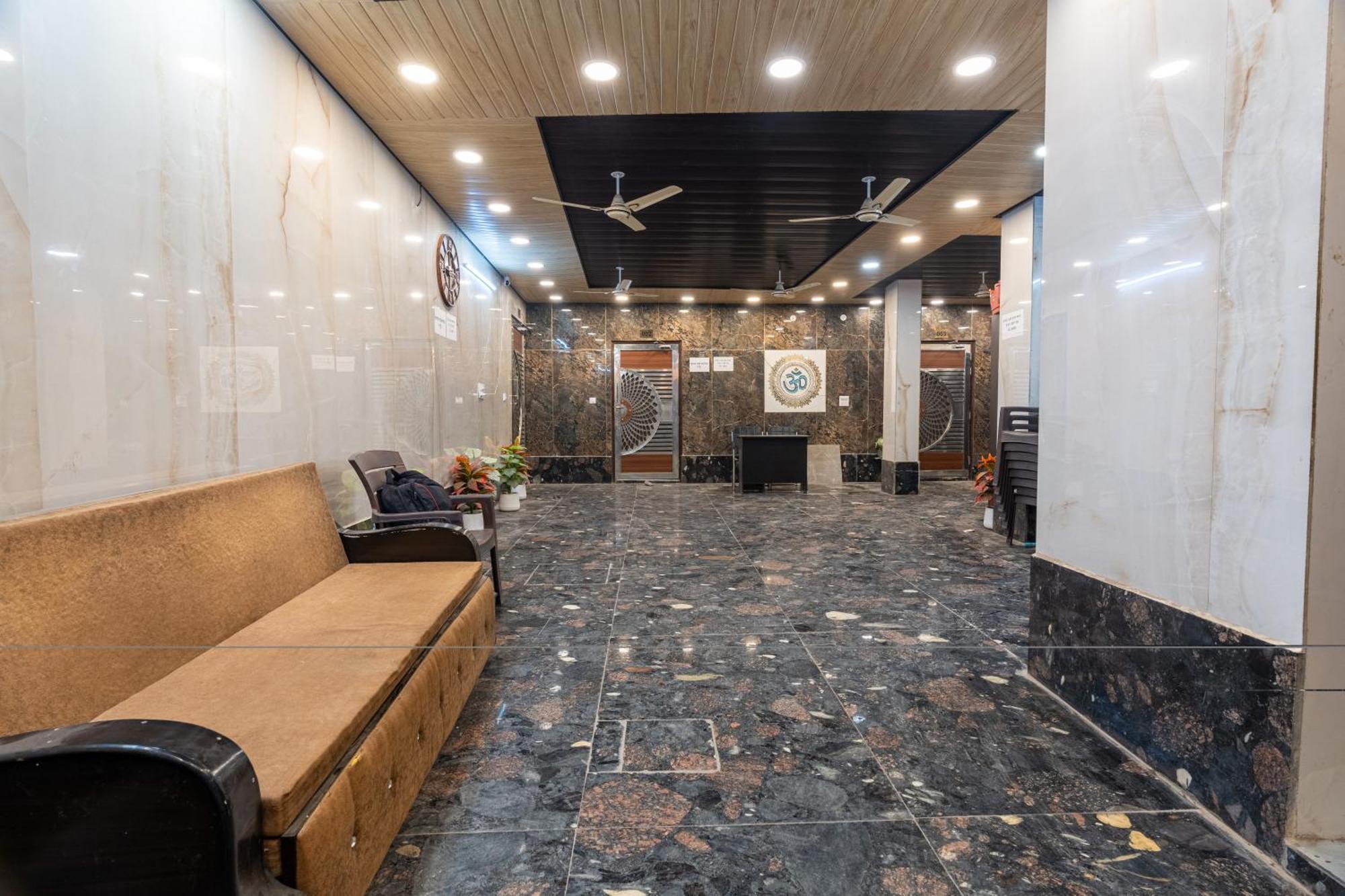 新德里Homlee-Vintage 2Bhk-Ndls-Lift-Bharat Mandapam公寓 外观 照片