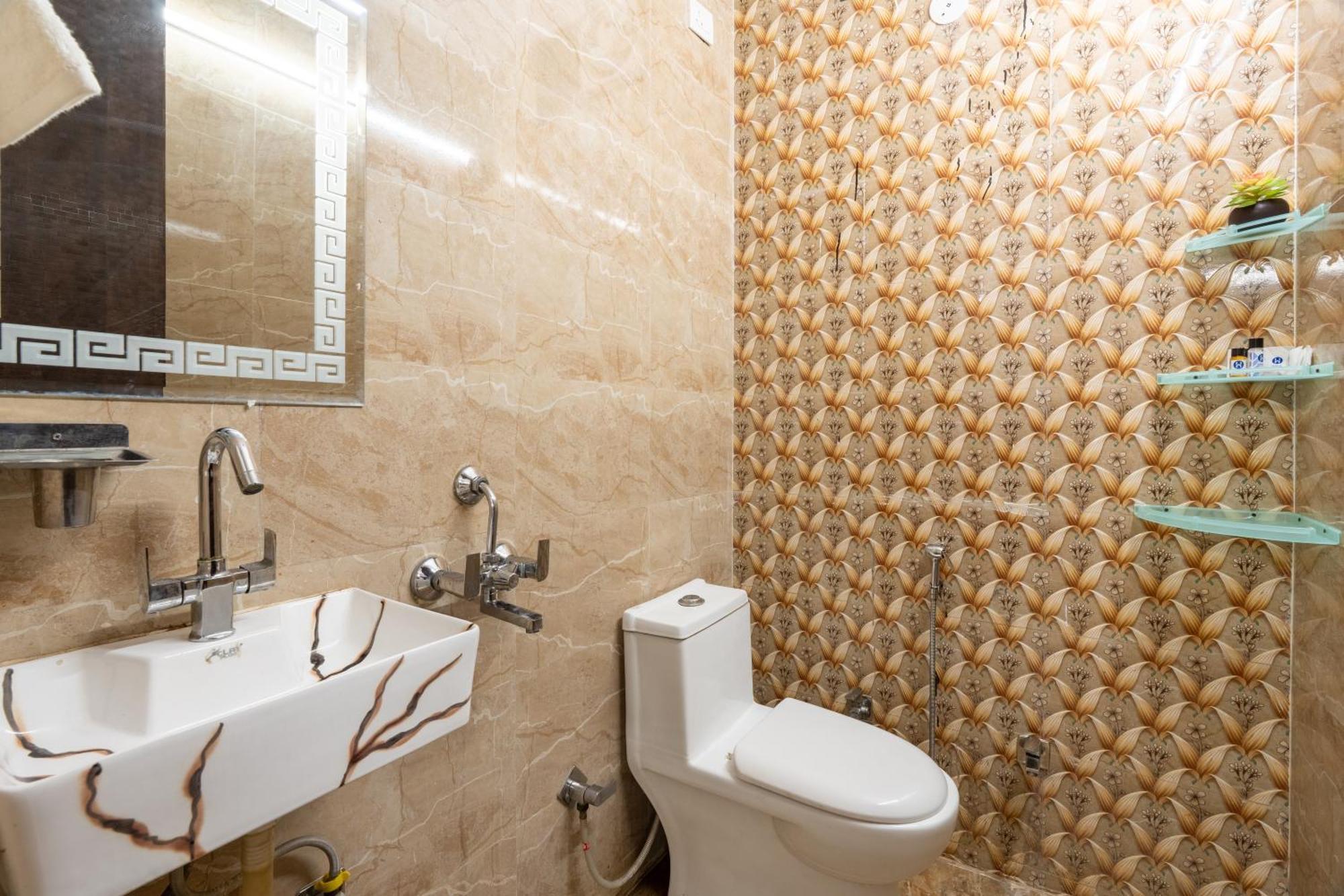 新德里Homlee-Vintage 2Bhk-Ndls-Lift-Bharat Mandapam公寓 外观 照片