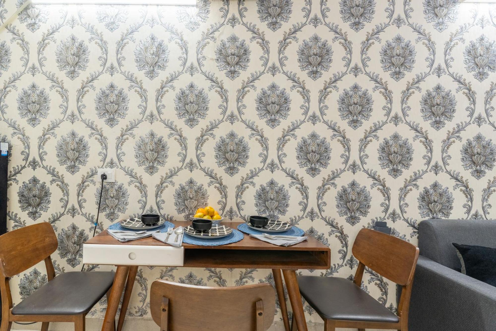 新德里Homlee-Vintage 2Bhk-Ndls-Lift-Bharat Mandapam公寓 外观 照片